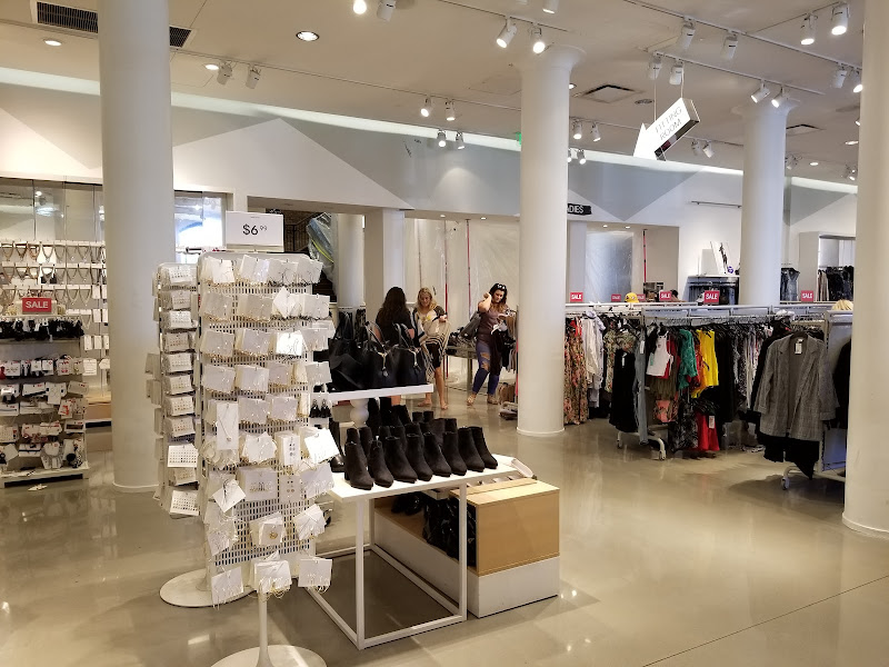 H&M