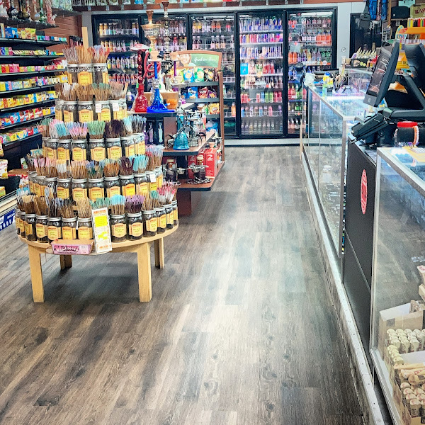 CLOUD HIGH VAPE & SMOKE SHOP