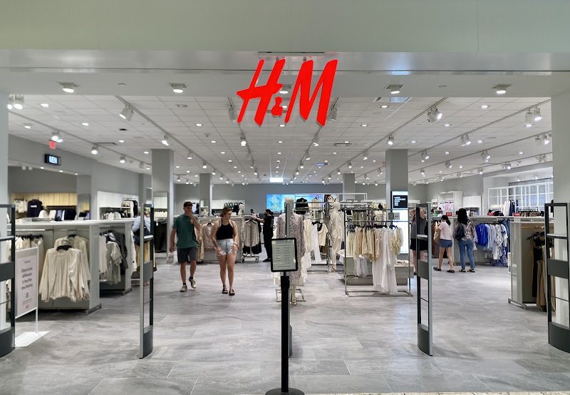 H&M