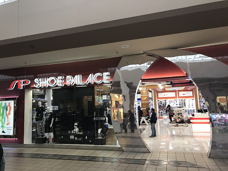 Shoe Palace