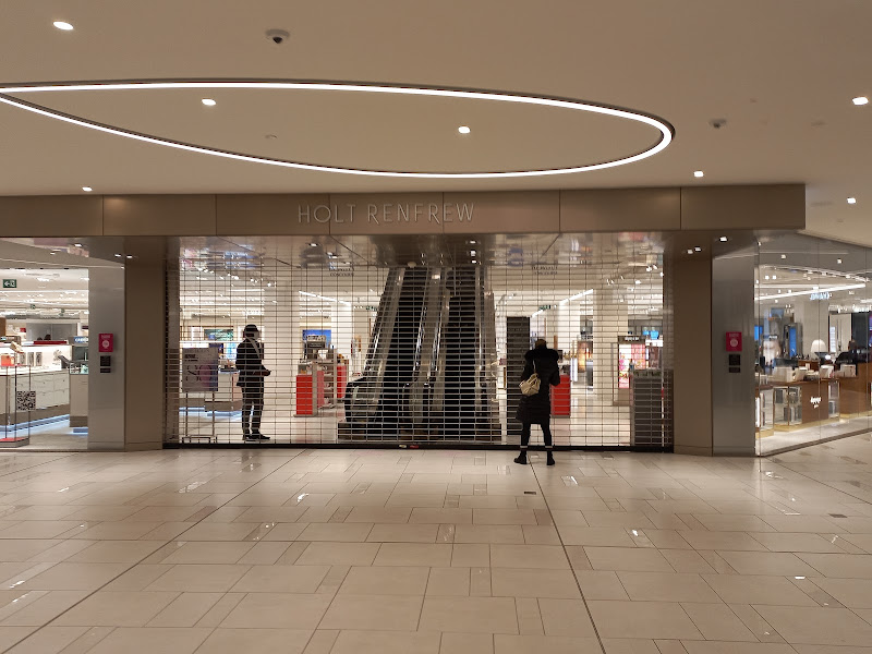 Holt Renfrew Centre
