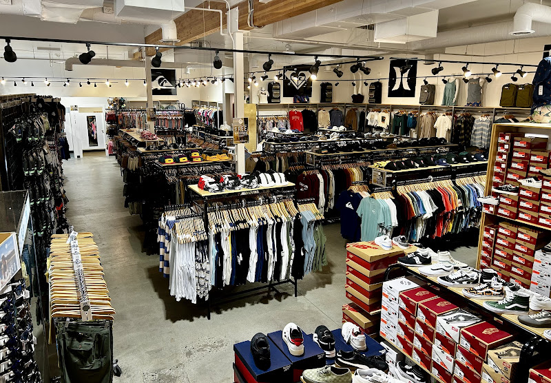 Premium Label Outlet Kamloops