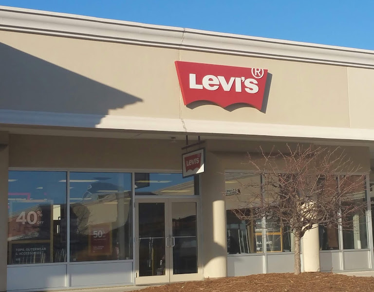 Levi’s Outlet Store