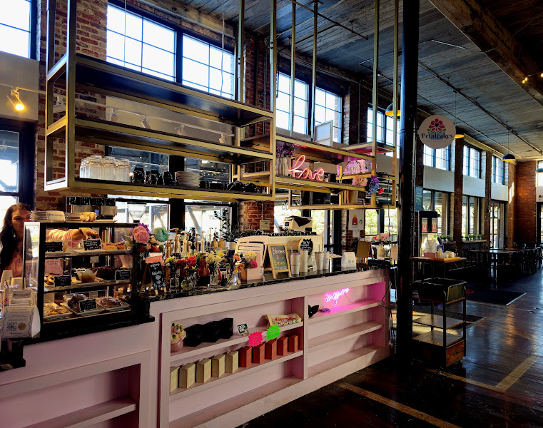 Petalcakes Coffee Shop