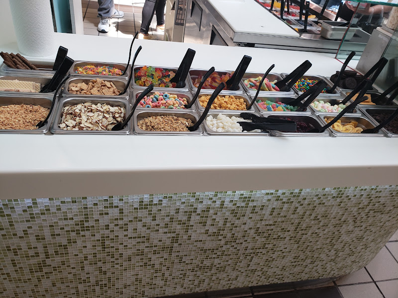 Prinkipia Frozen Yogurt