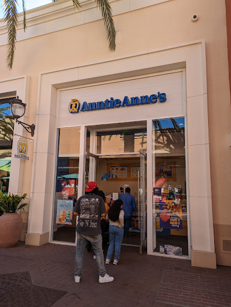 Auntie Anne's
