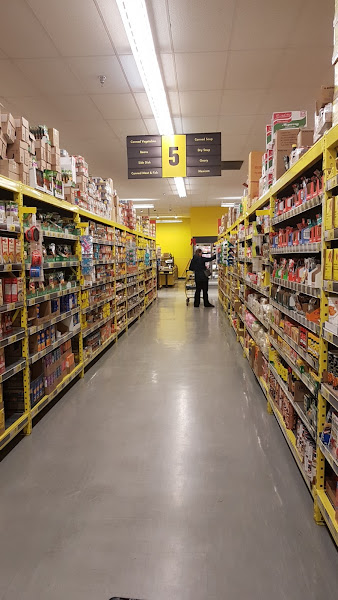 Brad's NOFRILLS Salmon Arm