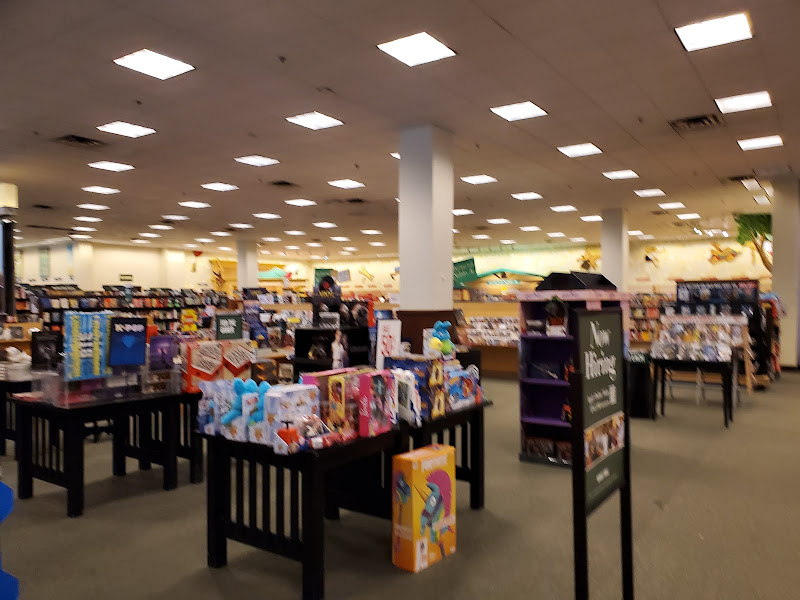Barnes & Noble