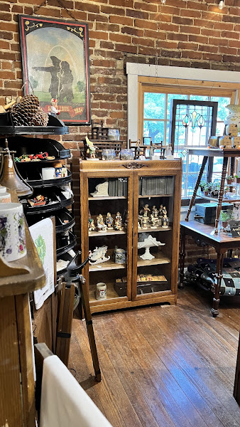 Mad Hatter Antiques & More