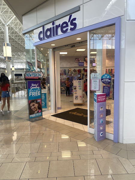 claire's