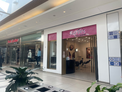 Kurves Brow Bar