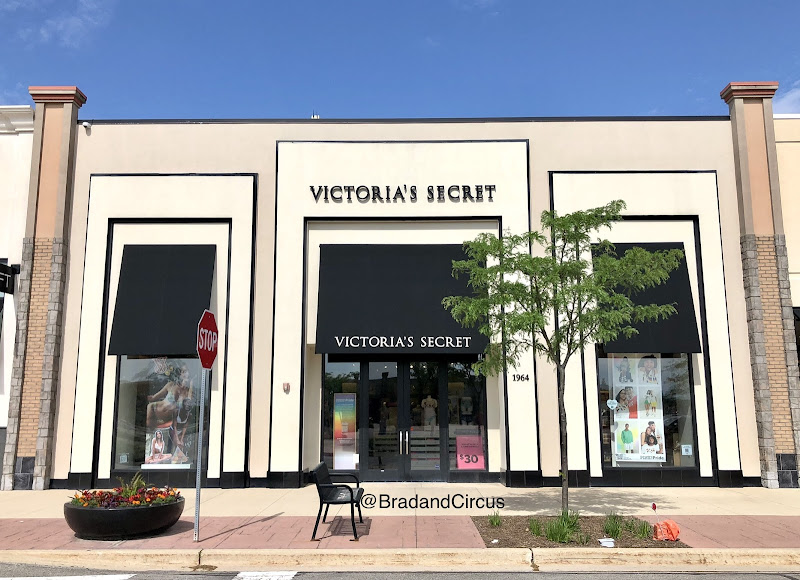 Victoria's Secret & PINK