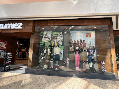 Zumiez