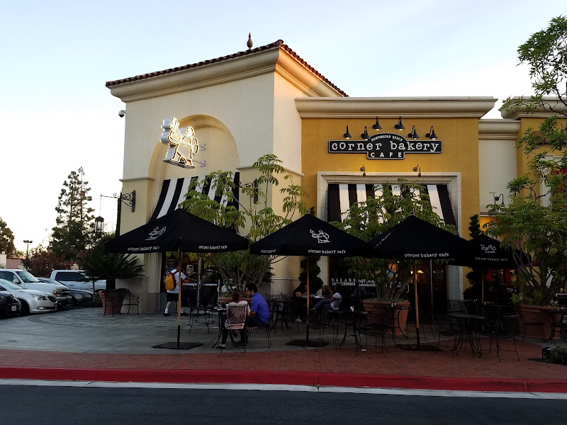 Corner Bakery Cafe