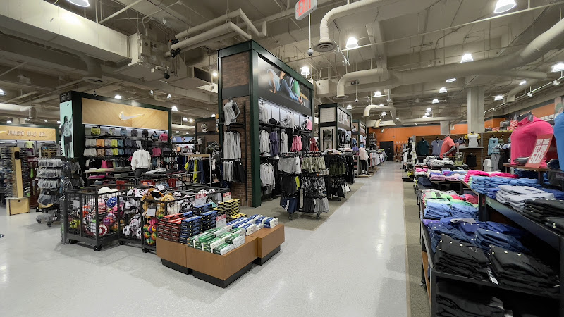 DICK'S Sporting Goods