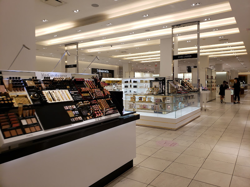 Holt Renfrew