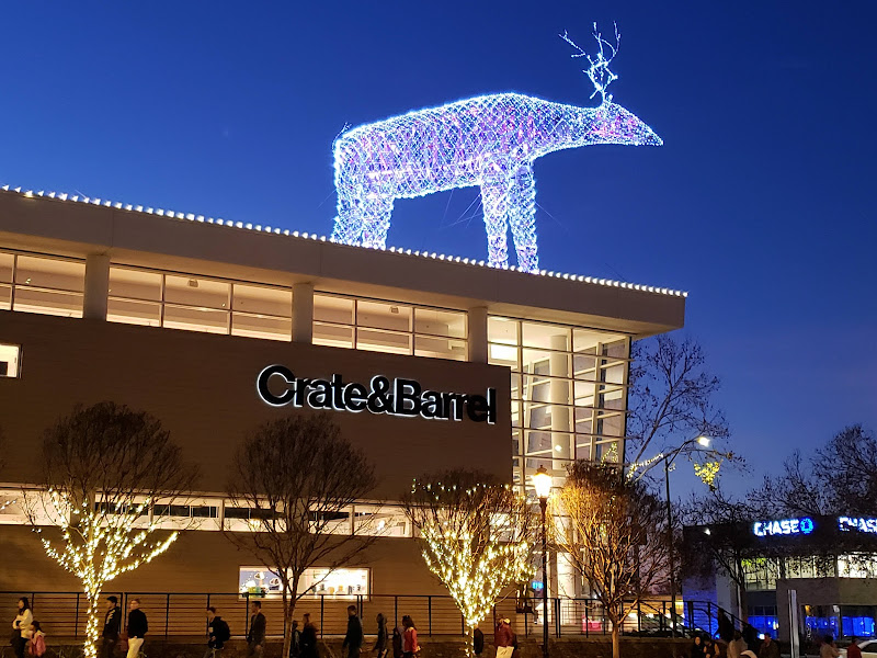 Crate & Barrel