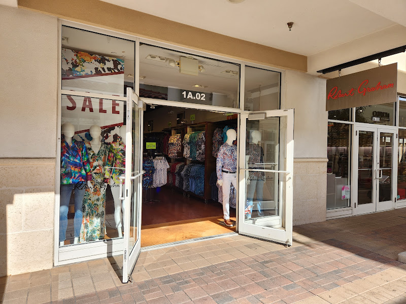 Robert Graham Retail LLC