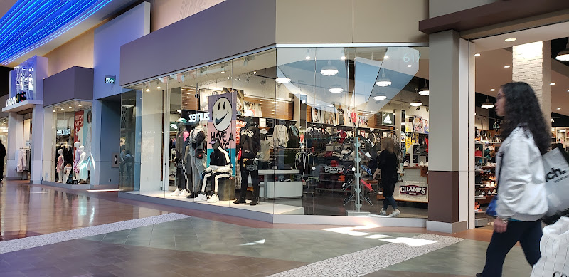 Champs Sports