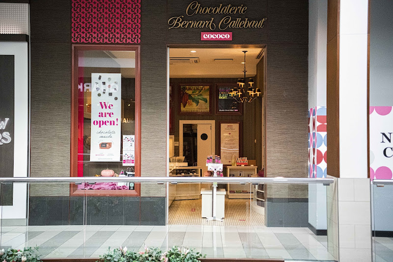 Cococo Chocolatiers - Chocolaterie Bernard Callebaut® / Southcentre Mall