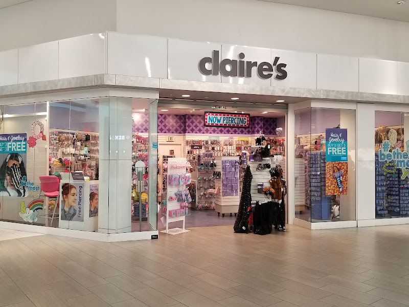 claire's