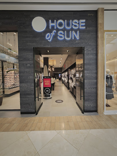 Sunglass Hut