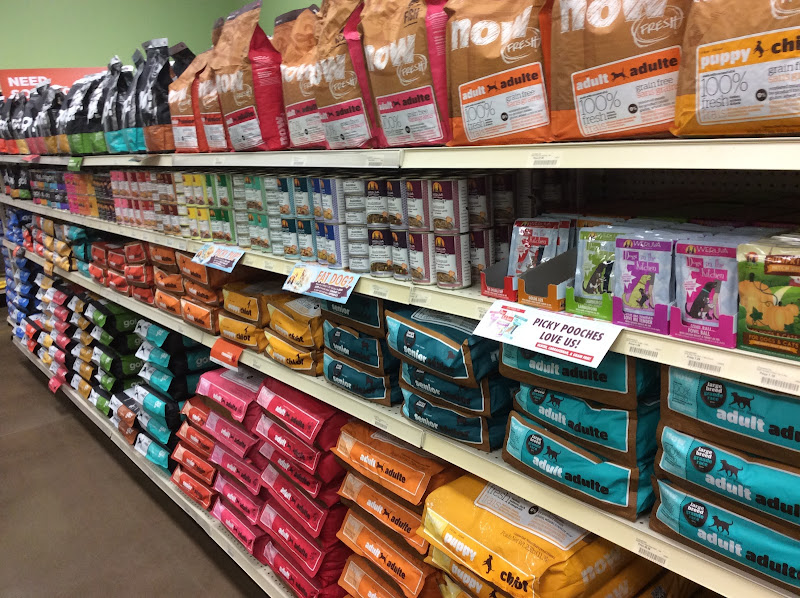 Chuck & Don's Pet Food & Supplies