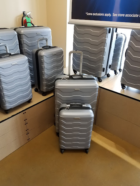 Samsonite Company Store - Tanger Factory Outlet Center