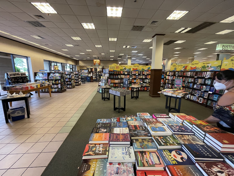 Barnes & Noble