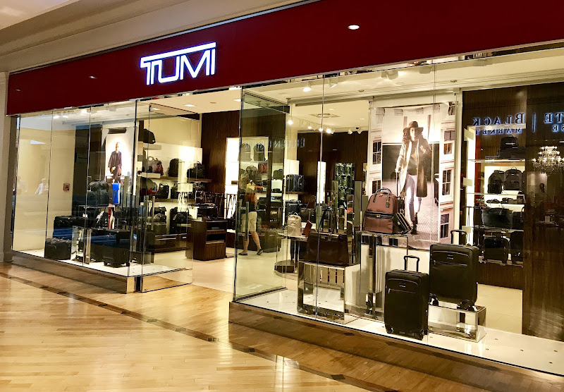 TUMI Store