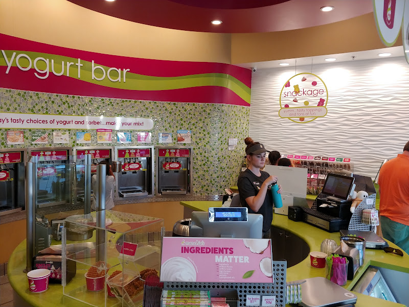 Menchie's Frozen Yogurt