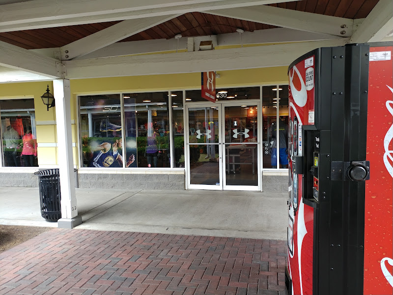Under Armour Factory House - Gaffney Premium Outlets