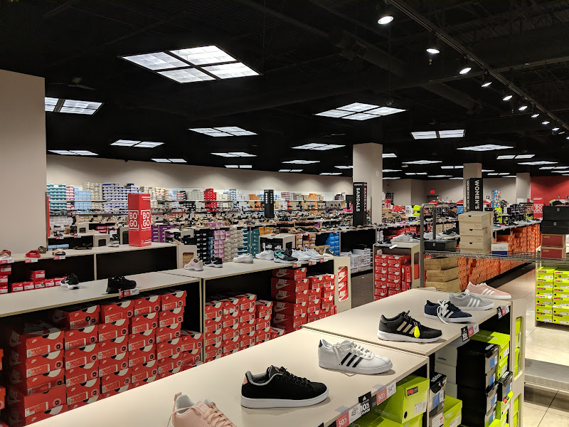 Off Broadway Shoe Warehouse