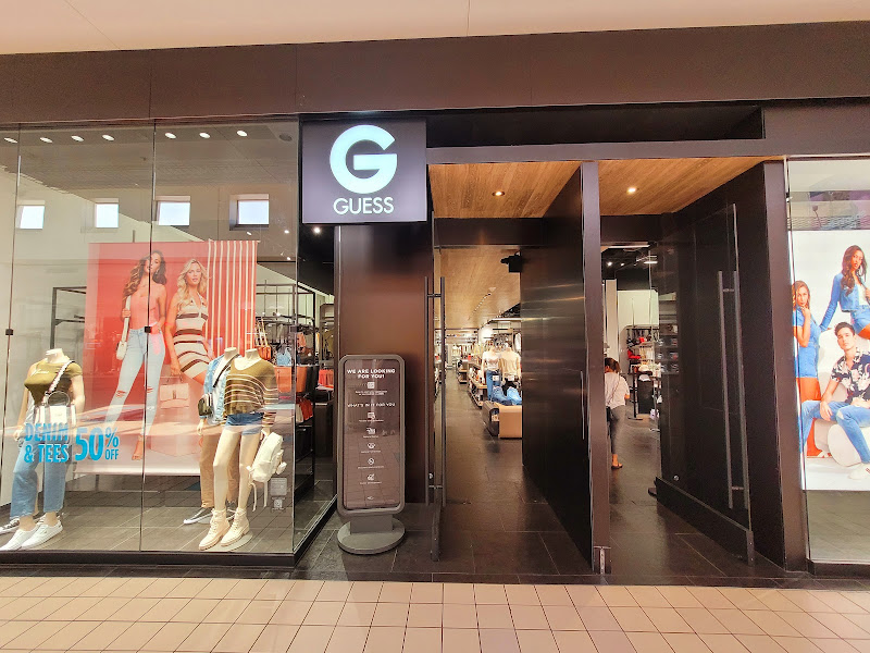 G by GUESS