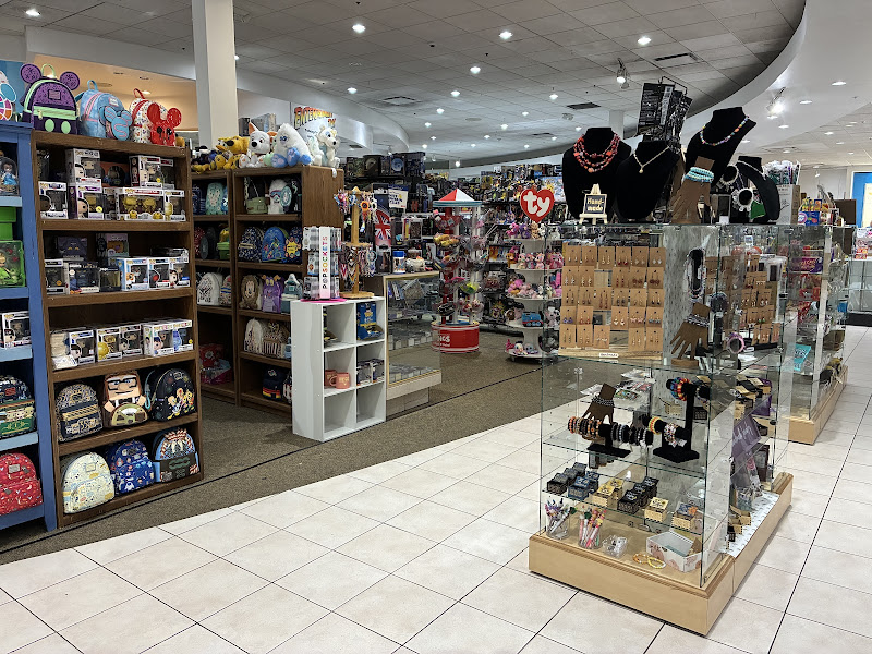 Treasure Marts & Wildwood Antique Mall of Leesburg
