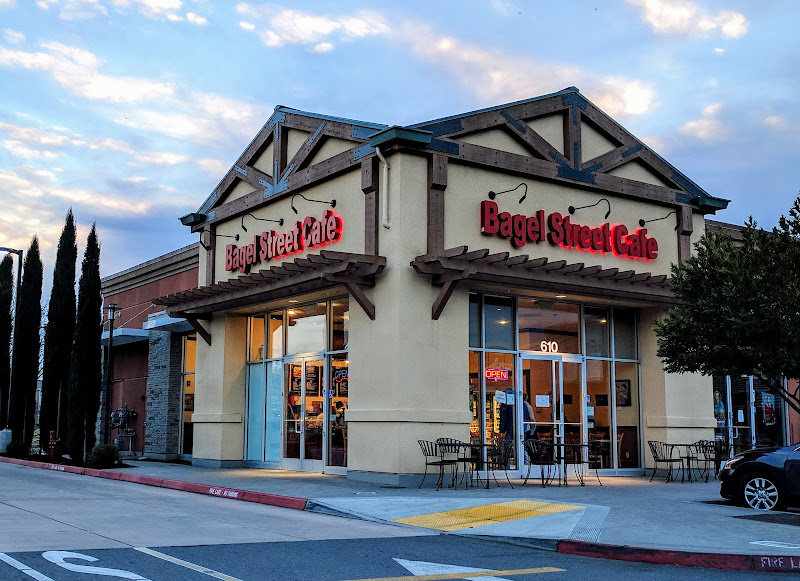 Bagel Street Cafe