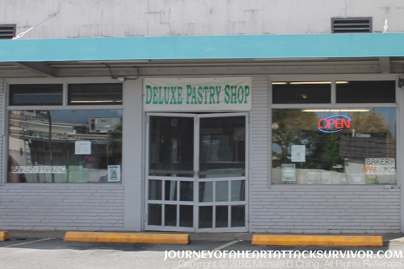 Deluxe Pastry Shop