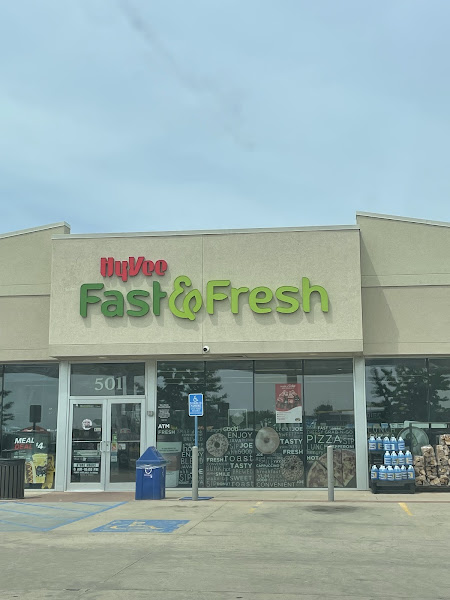 Hy-Vee Fast & Fresh