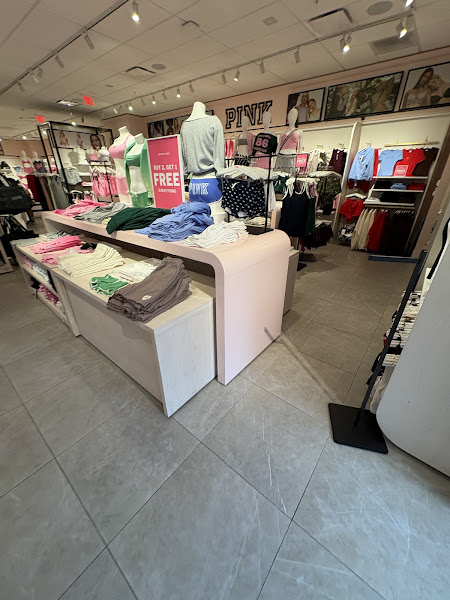 Victoria's Secret & PINK