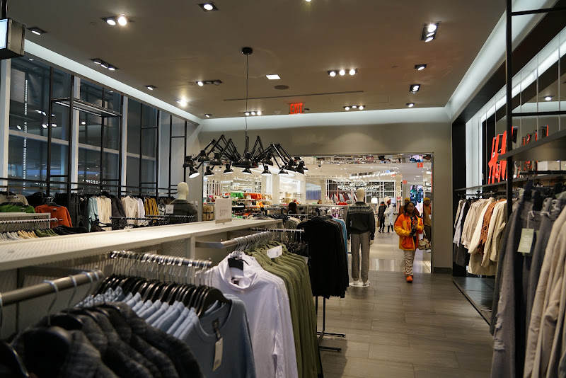 H&M