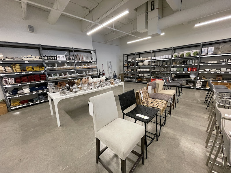 Crate & Barrel Outlet