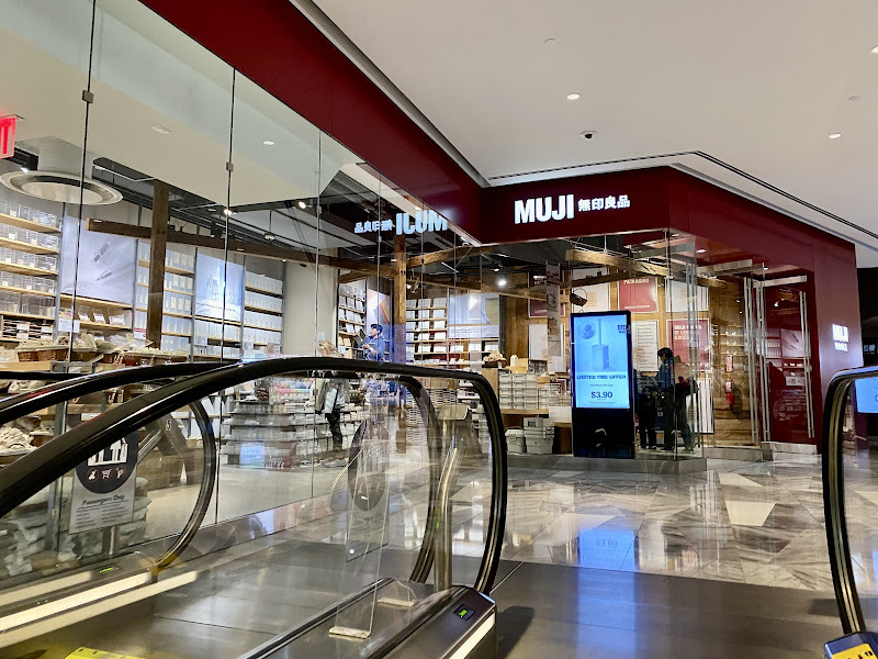 MUJI Hudson Yards