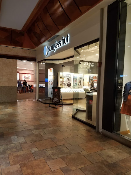 Sunglass Hut