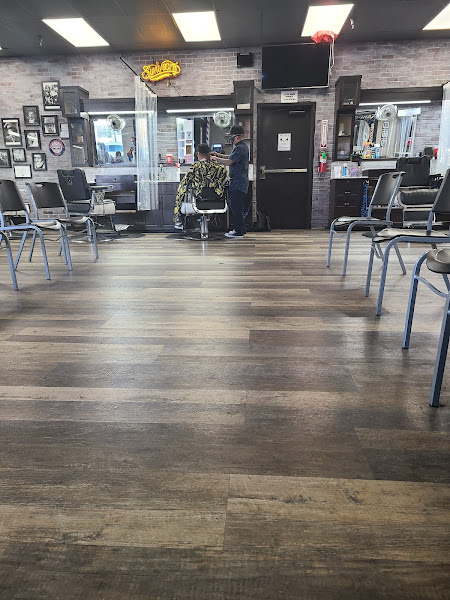 American Deluxe Barber Shop