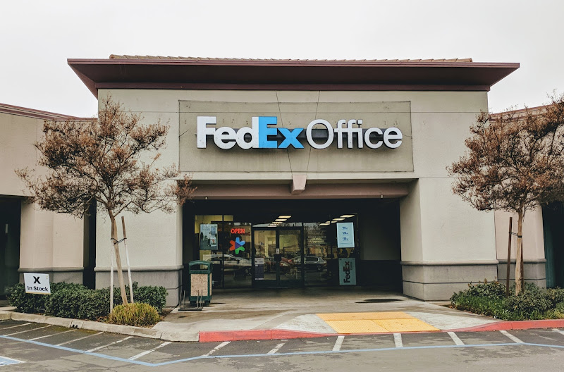 FedEx Office