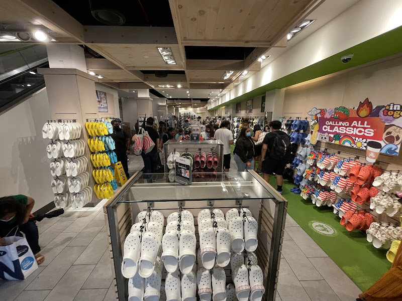 Crocs at 34th Street