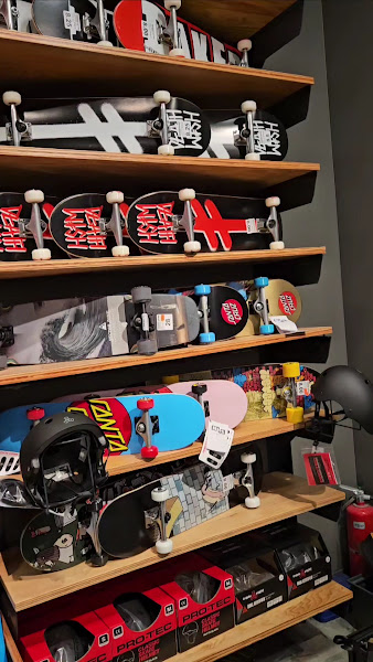 Zumiez