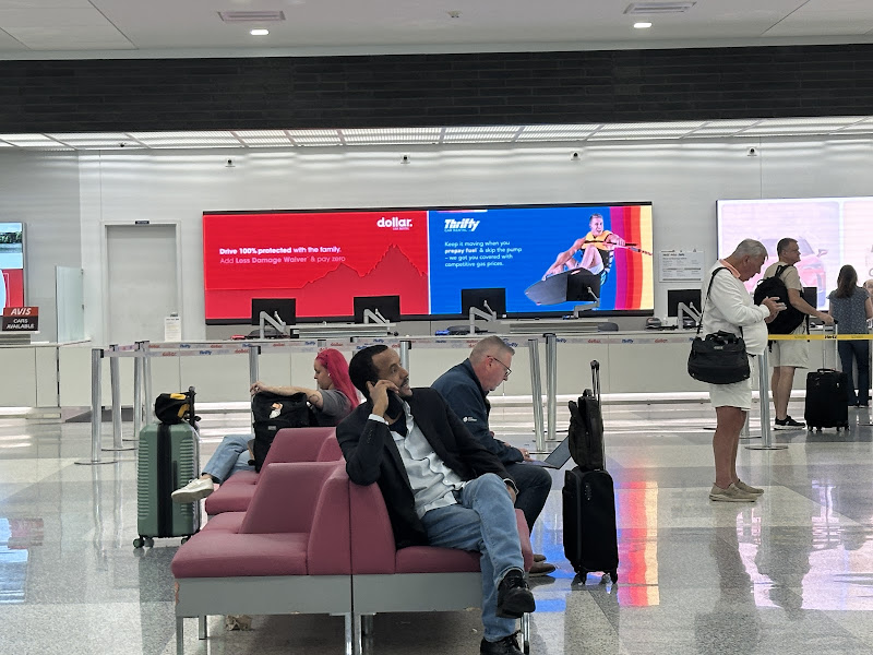 Dollar Car Rental - Minneapolis International Airport