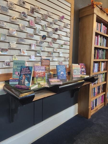 Monarch Books and Boutique