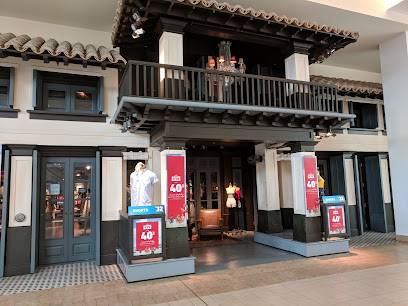 Hollister